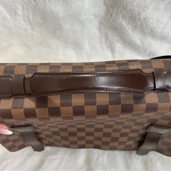 Louis Vuitton Damier Broadway Bag - Picture 11 of 17